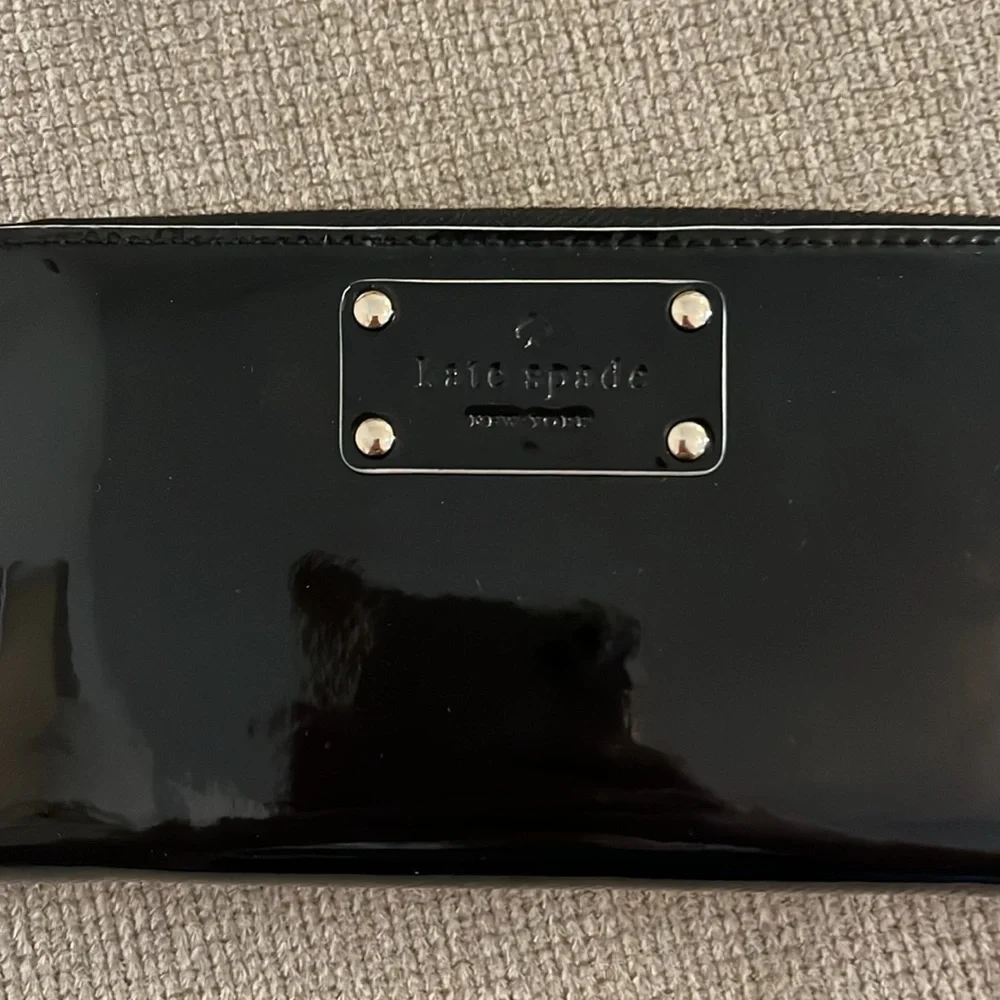 Kate Spade Large Zip Around Wallet - Picture 2 of 8